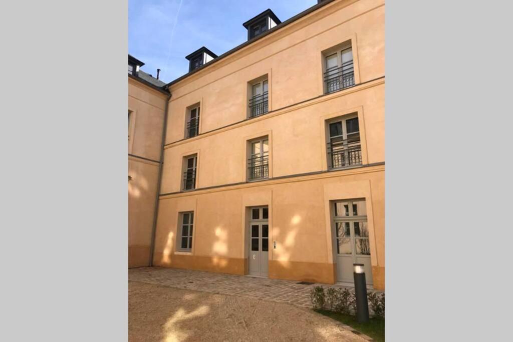 L'Independance Apartment Versailles Exterior photo
